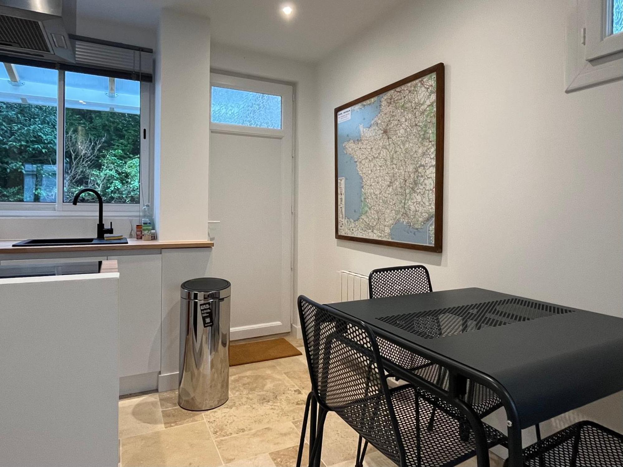Loft Avec Terrasse Et Jardin Apartment Angouleme Ngoại thất bức ảnh